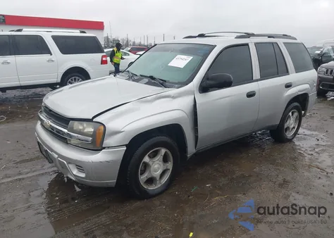 2008 Chevrolet Trailblazer Fleet из США, поврежденный, VIN 1GNDT13S682106973